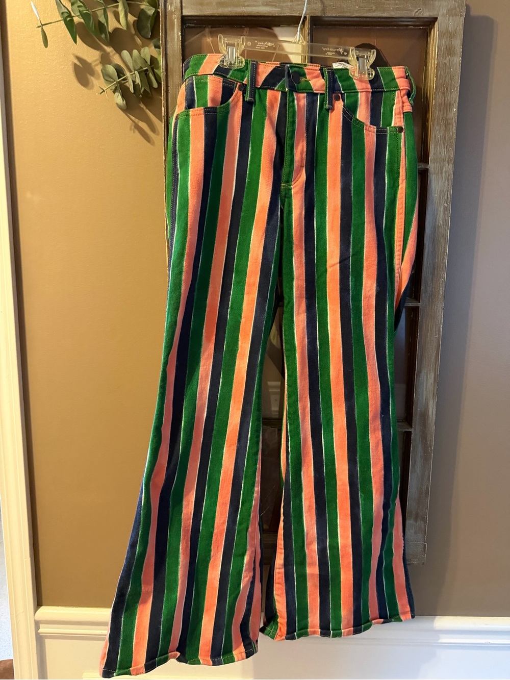 NWOT Wrangler Wanderer Mid Rise Flare Jeans 27x32 Pink Green Stripe Boho